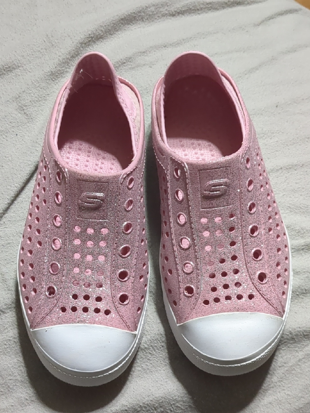 Sketchers Slip On